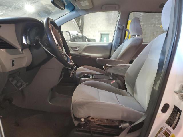 Photo 7 from auction – 2015 TOYOTA SIENNA LE with VIN 5TDKK3DC9FS574692