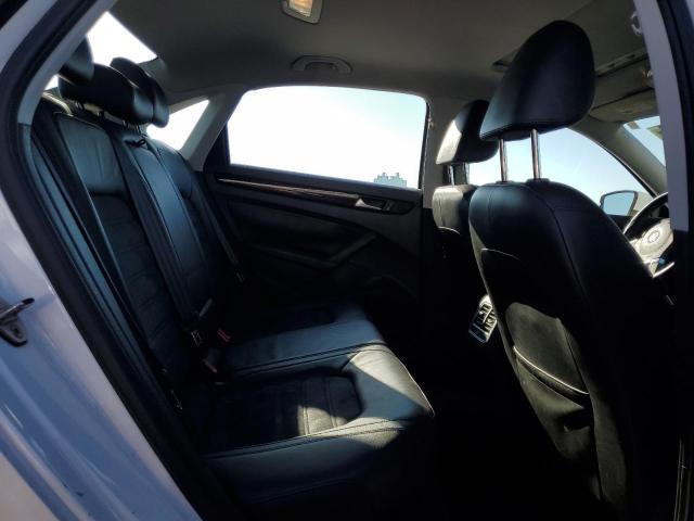Photo 10 from auction – 2015 VOLKSWAGEN PASSAT SEL with VIN 1VWCV7A39FC095694