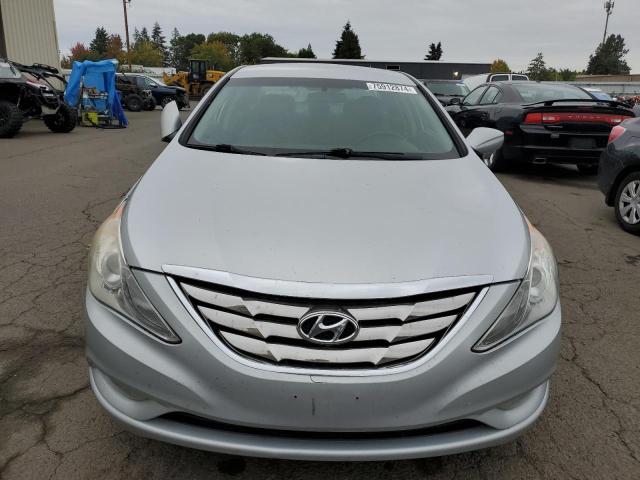 Photo 5 from auction – 2011 HYUNDAI SONATA with VIN 5NPEC4AC3BH181114