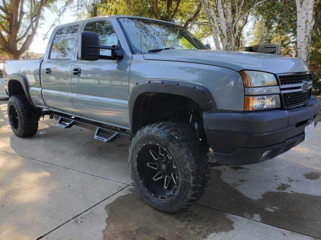 CHEVROLET SILVERADO 2006 with VIN 1GCHK23246F108181 - Photo from auction