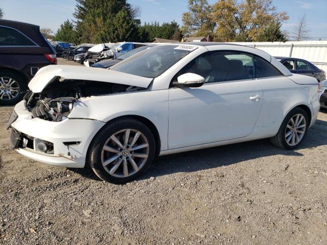 VOLKSWAGEN EOS KOMFOR 2015 with VIN WVWBW8AH1FV000692 - Photo from auction