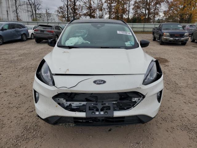 Photo 5 from auction – 2022 FORD ESCAPE SEL with VIN 1FMCU9H97NUB35657