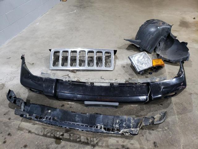 Photo 13 from auction – 2007 JEEP COMMANDER with VIN 1J8HG48K77C676233