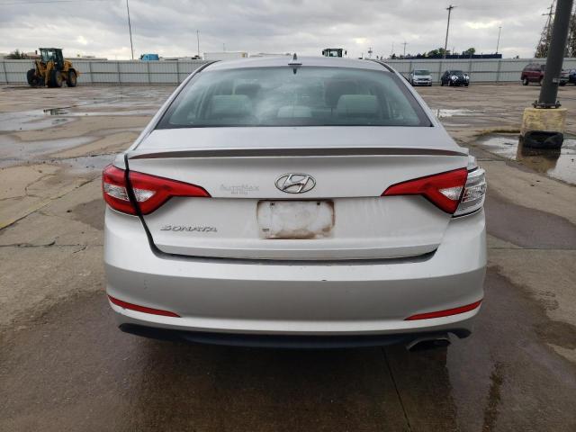 Photo 6 from auction – 2017 HYUNDAI SONATA SE with VIN 5NPE24AF1HH572171
