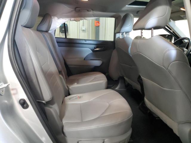Photo 11 from auction – 2021 TOYOTA HIGHLANDER with VIN 5TDHZRBH1MS539357