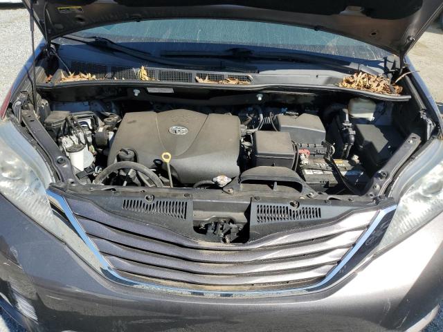 Photo 12 from auction – 2017 TOYOTA SIENNA LE with VIN 5TDKZ3DC4HS786821