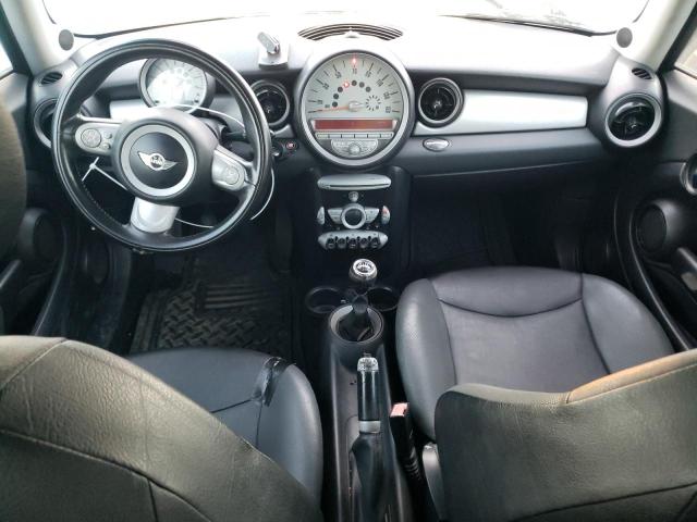 Photo 8 from auction – 2008 MINI COOPER CLU with VIN WMWML33558TJ46581
