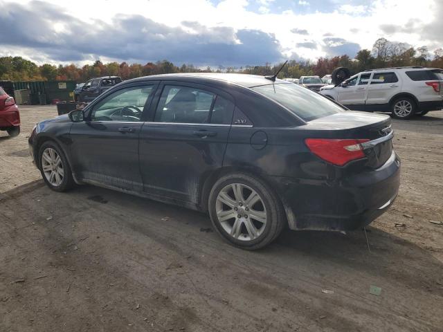 Photo 2 from auction – 2013 CHRYSLER 200 TOURIN with VIN 1C3CCBBB7DN584666