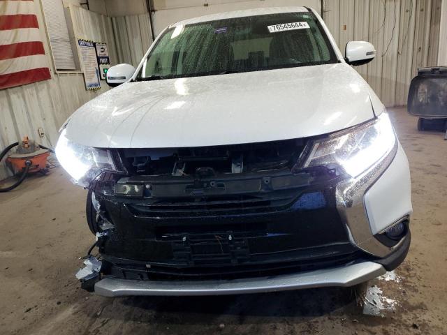 Photo 5 from auction – 2018 MITSUBISHI OUTLANDER with VIN JA4AZ3A34JZ005097