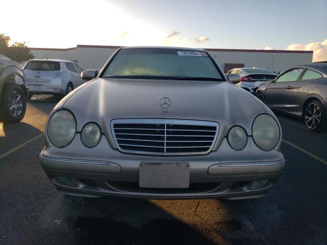 Photo 5 from auction – 2001 MERCEDES-BENZ E 320 with VIN WDBJF65J51B239586