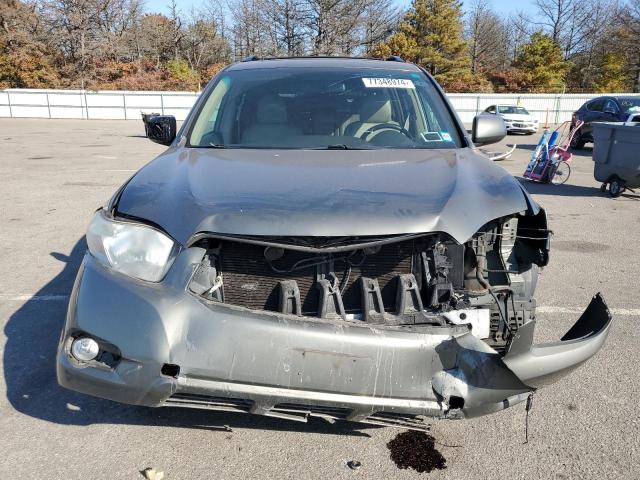Photo 5 from auction – 2010 TOYOTA HIGHLANDER with VIN 5TDJK3EH0AS017796