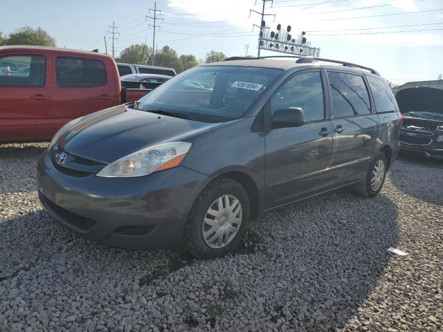 TOYOTA SIENNA CE 2010 with VIN 5TDKK4CC2AS333752 - Photo from auction