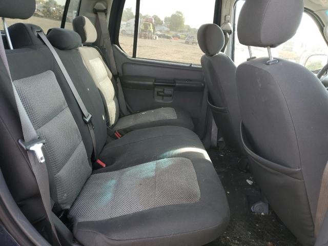 Photo 11 from auction – 2005 FORD EXPLORER S with VIN 1FMZU77K75UB17999