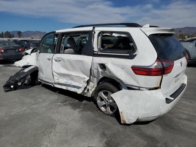 Photo 2 from auction – 2020 TOYOTA SIENNA LE with VIN 5TDKZ3DC4LS077993