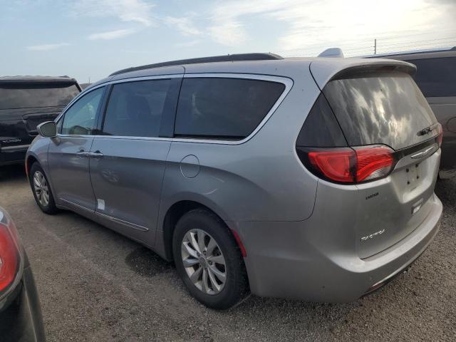 Photo 2 from auction – 2017 CHRYSLER PACIFICA T with VIN 2C4RC1BG1HR836030