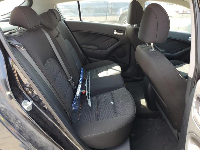 Photo 10 from auction – 2017 KIA FORTE LX with VIN KNAFK5A88H5679999