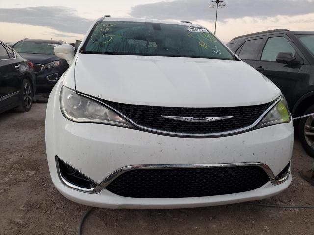 Photo 5 from auction – 2017 CHRYSLER PACIFICA T with VIN 2C4RC1EG1HR669244