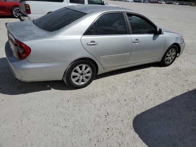 Photo 3 from auction – 2002 TOYOTA CAMRY LE with VIN 4T1BE30K52U113978