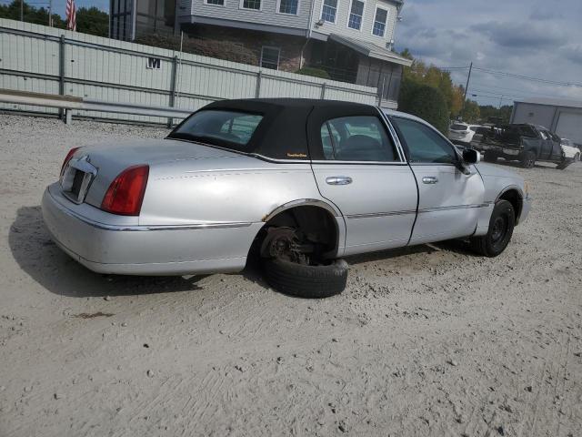 Photo 3 from auction – 2001 LINCOLN TOWN CAR C with VIN 1LNHM83W81Y640123