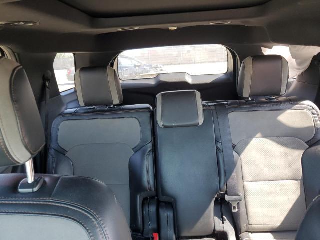 Zdjęcie 10 z aukcji – 2017 FORD EXPLORER X z VIN 1FM5K7D80HGA23009