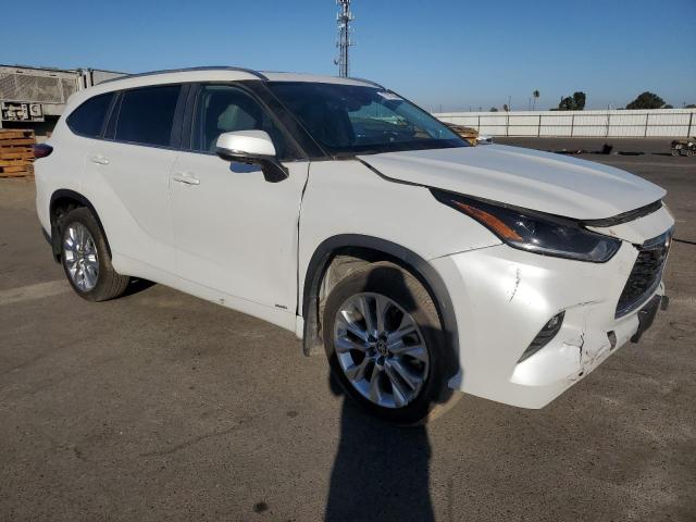 Photo 4 from auction – 2022 TOYOTA HIGHLANDER with VIN 5TDXBRCH5NS548692