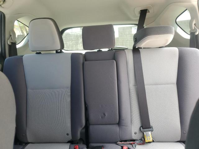 Photo 10 from auction – 2015 TOYOTA RAV4 XLE with VIN JTMWFREV3FD069560