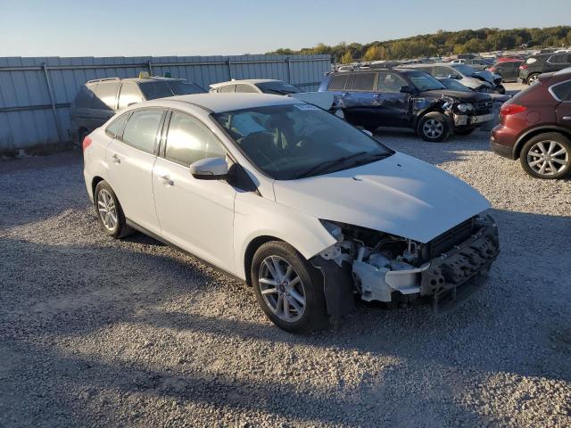 Photo 4 from auction – 2015 FORD FOCUS SE with VIN 1FADP3F25FL364810