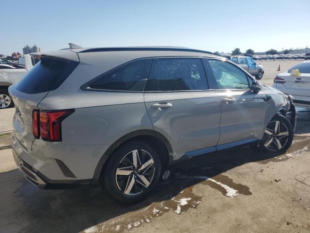 Photo 3 from auction – 2023 KIA SORENTO EX with VIN 5XYRH4LF2PG241554