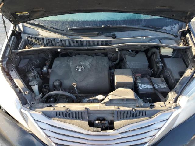 Photo 12 from auction – 2017 TOYOTA SIENNA XLE with VIN 5TDYZ3DC2HS871604