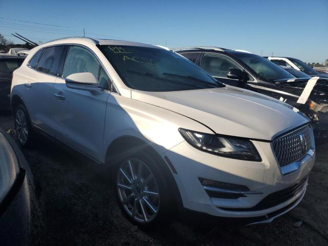 Photo 4 from auction – 2019 LINCOLN MKC RESERV with VIN 5LMCJ3C9XKUL43523