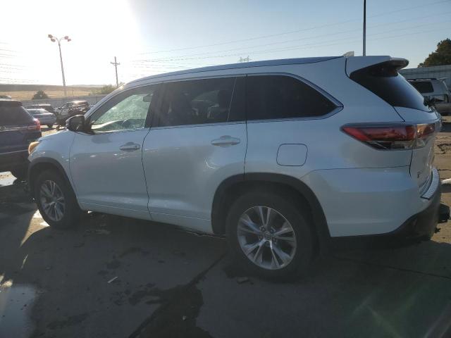 Photo 2 from auction – 2015 TOYOTA HIGHLANDER with VIN 5TDJKRFH7FS222783