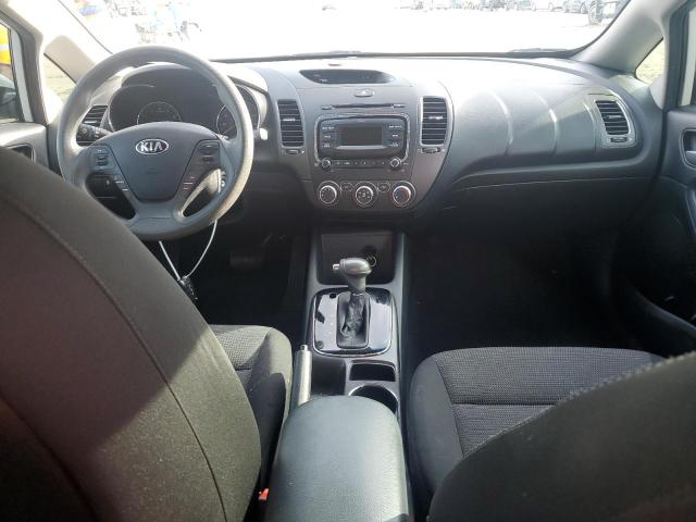 Photo 8 from auction – 2017 KIA FORTE LX with VIN 3KPFK4A7XHE040273