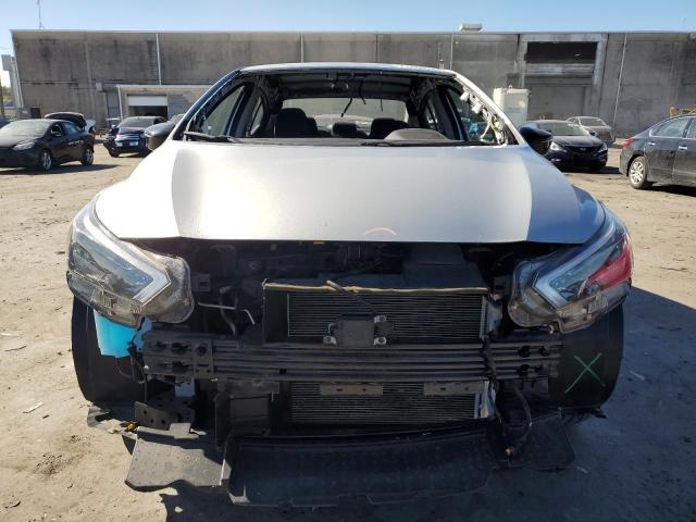 Photo 5 from auction – 2020 NISSAN VERSA SR with VIN 3N1CN8FV8LL809062