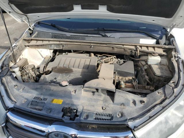 Photo 12 from auction – 2016 TOYOTA HIGHLANDER with VIN 5TDDKRFH5GS313551