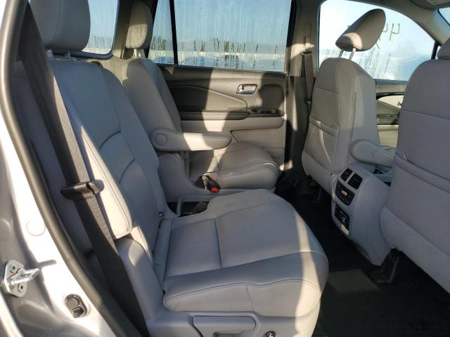 Photo 11 from auction – 2022 HONDA PILOT TOUR with VIN 5FNYF5H69NB013426