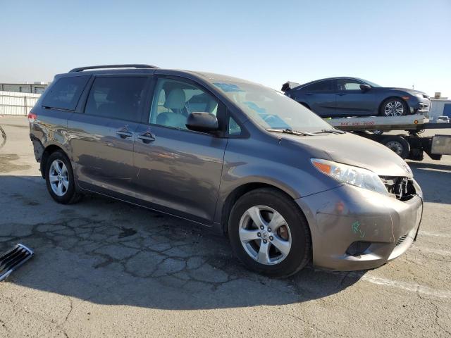 Photo 4 from auction – 2012 TOYOTA SIENNA LE with VIN 5TDKK3DC6CS250160