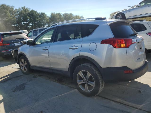 Photo 2 from auction – 2015 TOYOTA RAV4 XLE with VIN JTMRFREV6FD113886