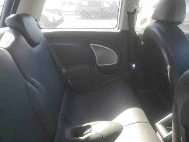 Photo 10 from auction – 2006 MINI COOPER S with VIN WMWRE33566TJ48658