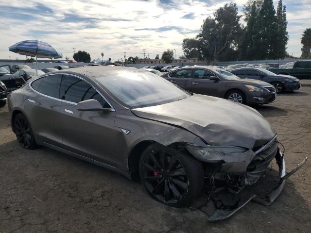 Photo 4 from auction – 2015 TESLA MODEL S P8 with VIN 5YJSA1H47FF093998