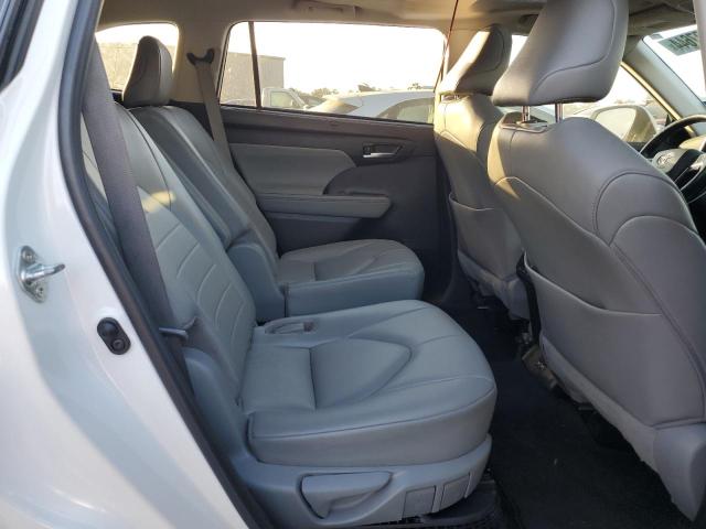 Photo 11 from auction – 2021 TOYOTA HIGHLANDER with VIN 5TDGBRCH0MS527540