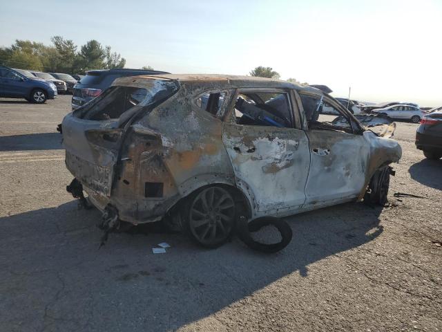 Photo 3 from auction – 2018 HYUNDAI TUCSON SE with VIN KM8J2CA43JU664672