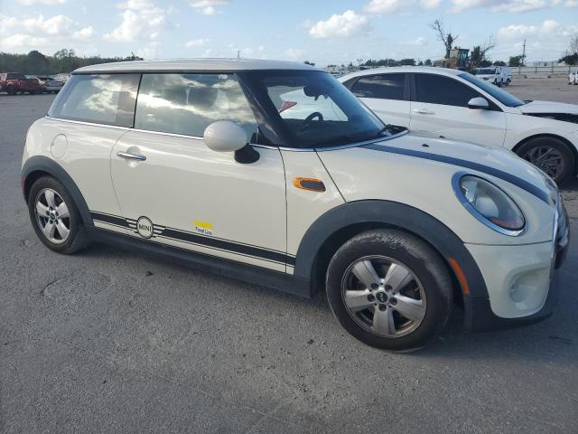 Photo 4 from auction – 2017 MINI COOPER with VIN WMWXP5C33H3C64532