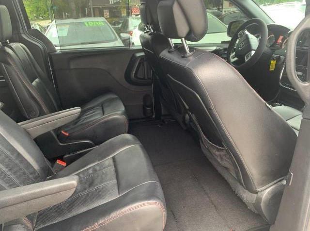 Photo 6 from auction – 2019 DODGE GRAND CARA with VIN 2C4RDGEG1KR563044