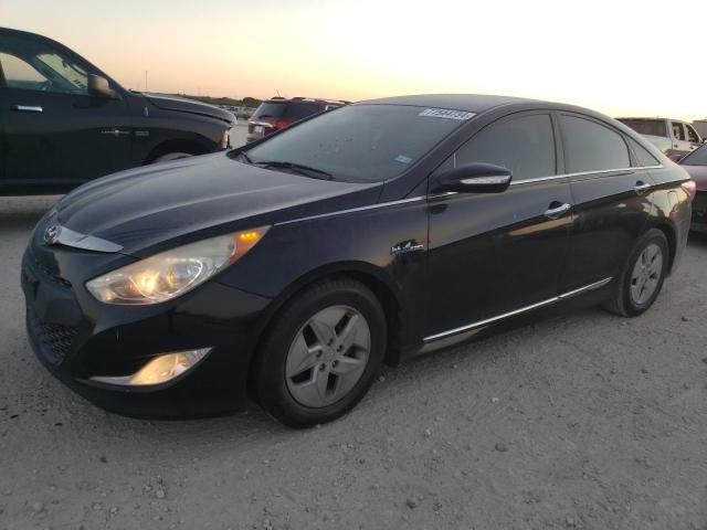 HYUNDAI SONATA HYB 2011 with VIN KMHEC4A40BA007352 - Photo from auction