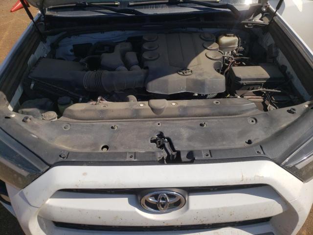 Photo 12 from auction – 2014 TOYOTA 4RUNNER SR with VIN JTEBU5JR6E5158419