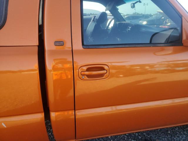 Photo 10 from auction – 1999 CHEVROLET SILVERADO with VIN 1GCEC14W2XZ144396