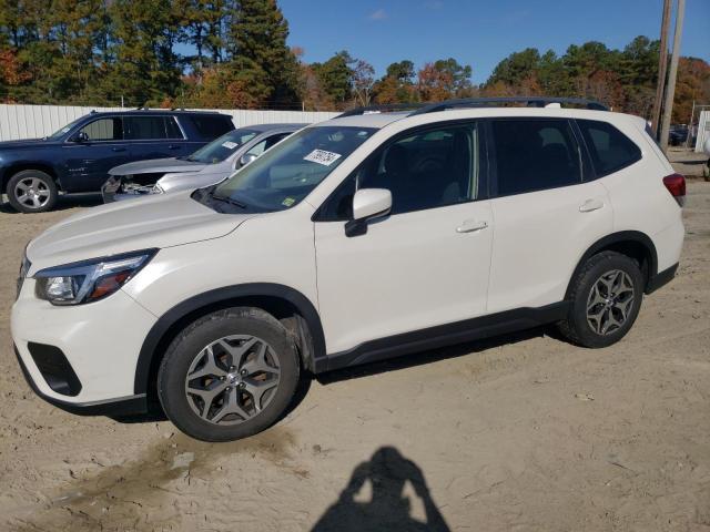 SUBARU FORESTER P 2019 with VIN JF2SKAEC8KH408618 - Photo from auction