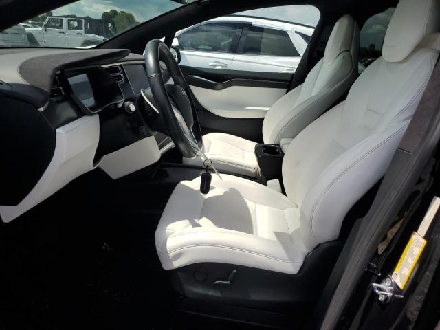 Photo 7 from auction – 2017 TESLA MODEL X with VIN 5YJXCBE22HF054179