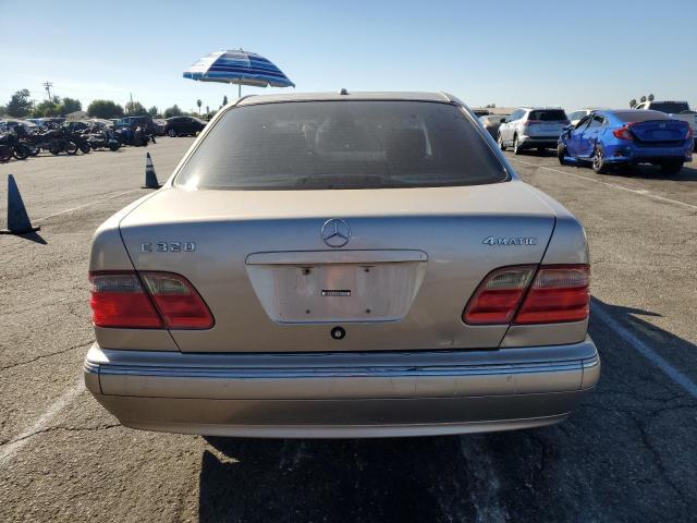 Photo 6 from auction – 2000 MERCEDES-BENZ E 320 4MAT with VIN WDBJF82G0YX029026