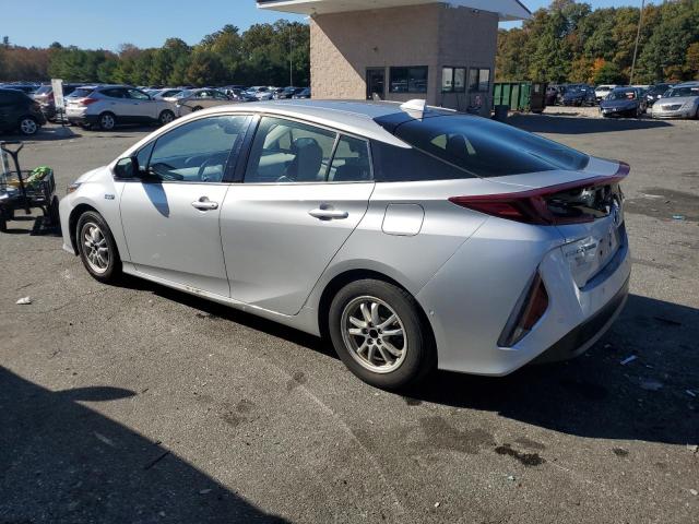 Photo 2 from auction – 2017 TOYOTA PRIUS PRIM with VIN JTDKARFP2H3000462